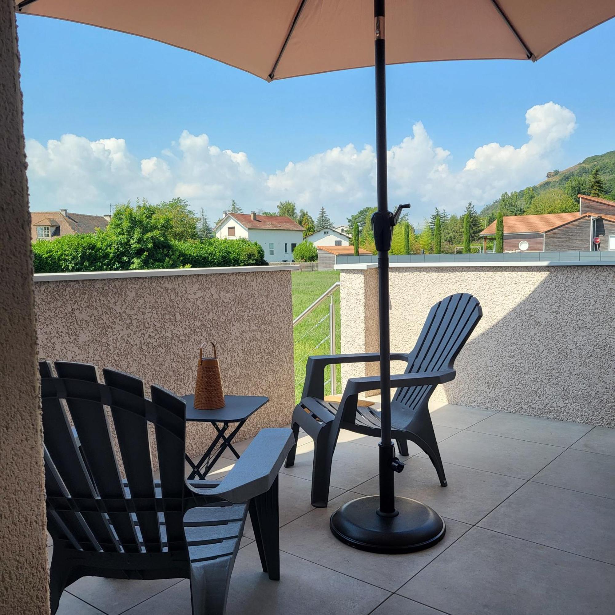 Le Nid Du Bosquet Apartman Issoire Kültér fotó